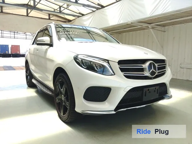 Mercedes-Benz 2016 Mercedes-Benz GLE 350d 4MATIC Sport | Pearl Luxury SUV | RidePlug UG